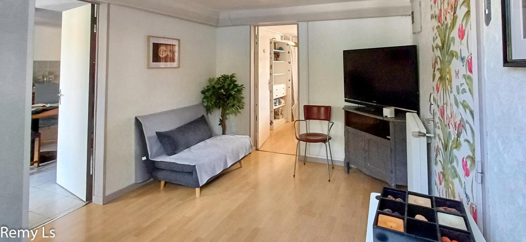 Joli Appartement Villeneuve-sur-Lot Exterior photo