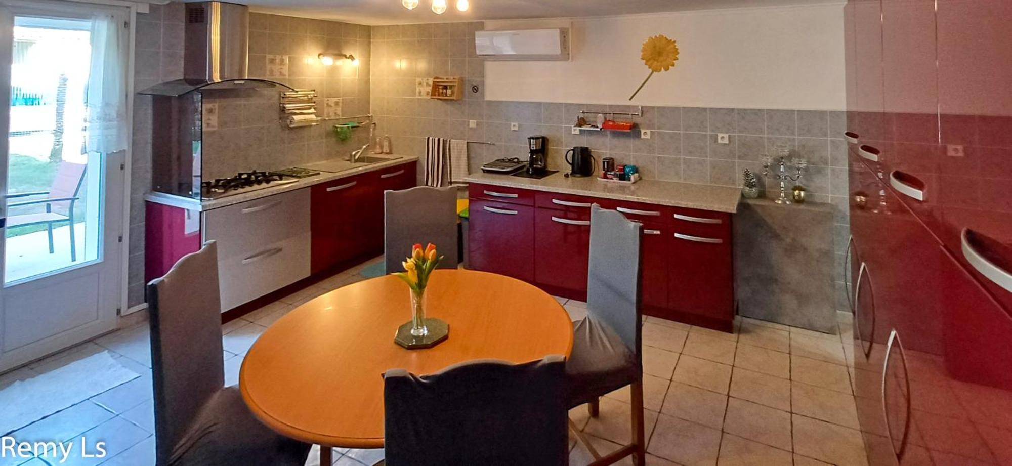 Joli Appartement Villeneuve-sur-Lot Exterior photo